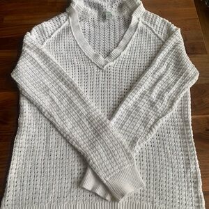 Sundance Women's Cream V-Neck Sweater Hood NWOT Gorgeous Layering piece